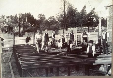 Volunteers Build the Timber Hall circa 1912